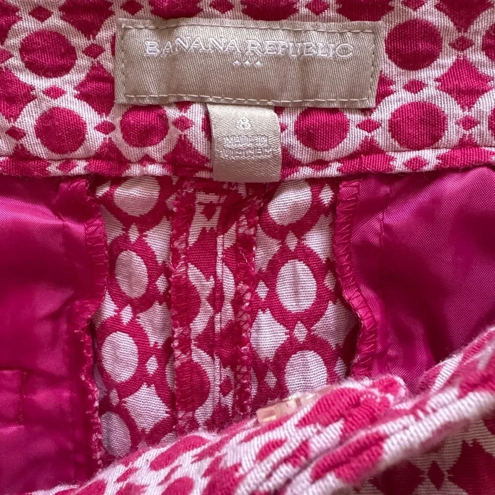 Banana Republic Pink Geometric Print Shorts Size 8 - Picture 3 of 6